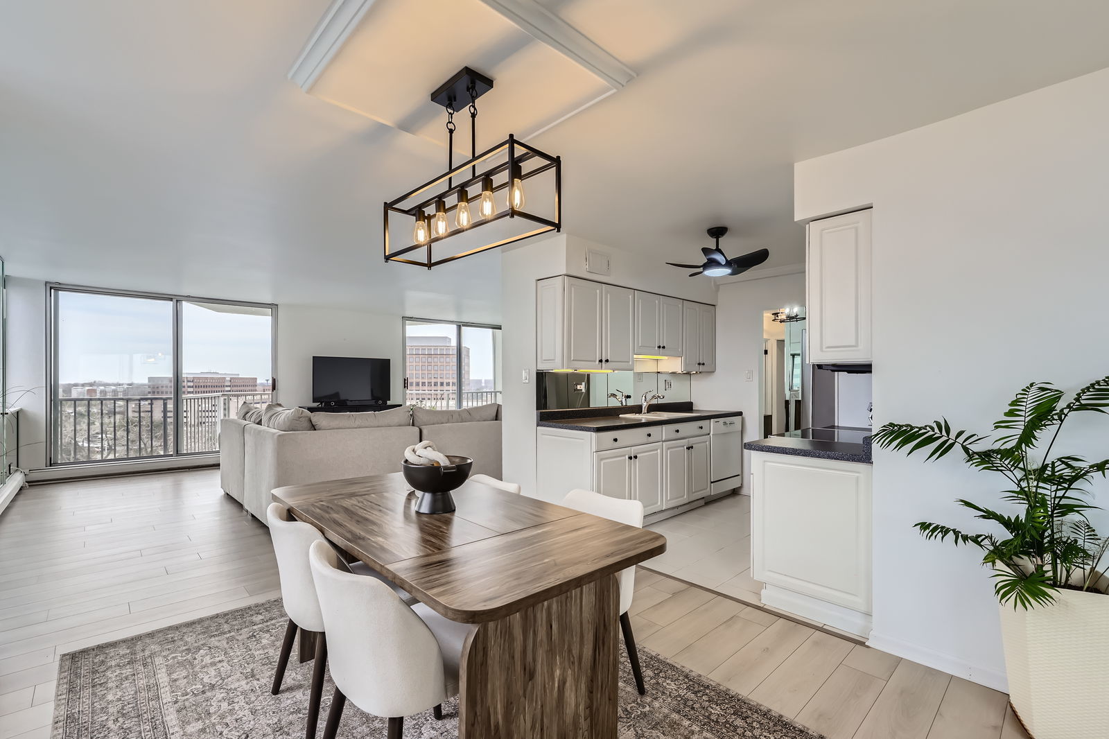 40 N Tower Road 8G