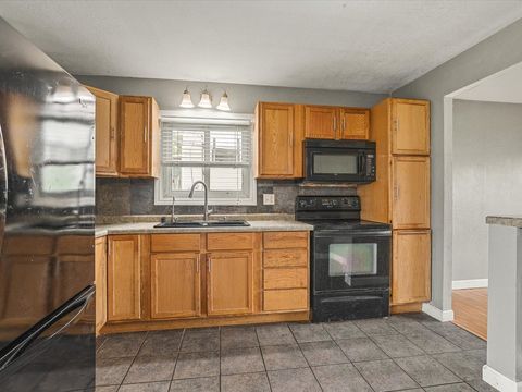 Tiny photo for 1270 W Staver Street, Freeport, IL 61032 (MLS # 12640994)