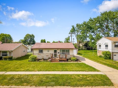 Tiny photo for 1270 W Staver Street, Freeport, IL 61032 (MLS # 12640994)