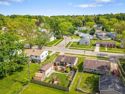 Tiny photo for 1270 W Staver Street, Freeport, IL 61032 (MLS # 12640994)