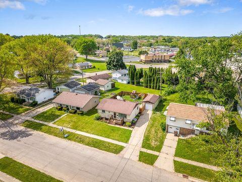 Tiny photo for 1270 W Staver Street, Freeport, IL 61032 (MLS # 12640994)
