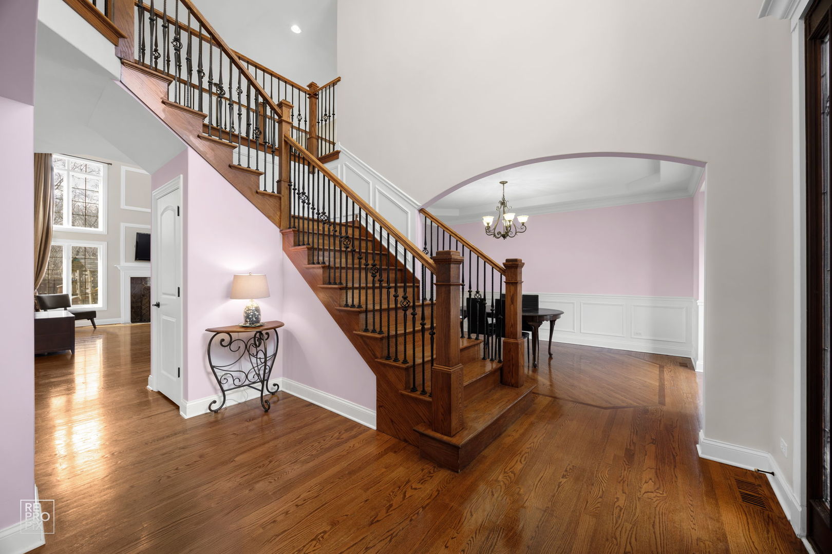 250 S CENTRAL Avenue