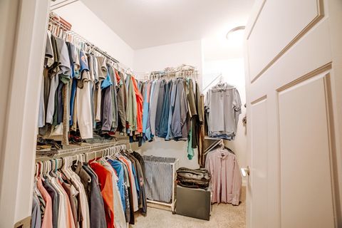 Tiny photo for 558 E Martin Avenue, Watseka, IL 60970 (MLS # 12535082)