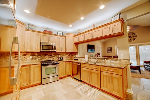 Tiny photo for 558 E Martin Avenue, Watseka, IL 60970 (MLS # 12535082)