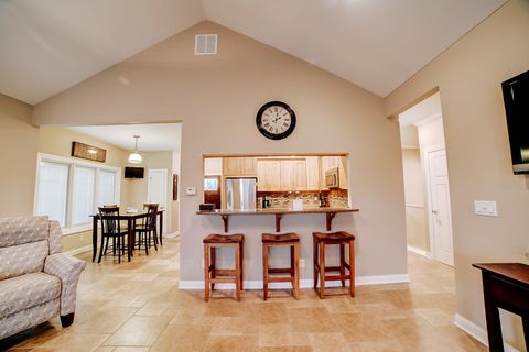 Tiny photo for 558 E Martin Avenue, Watseka, IL 60970 (MLS # 12535082)