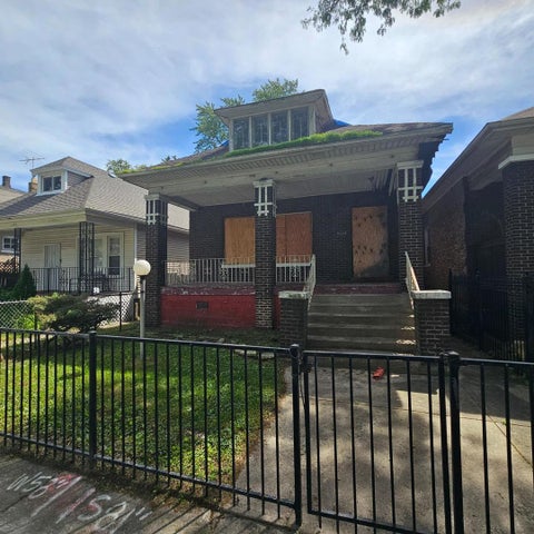 Photo of 7747 S Langley Avenue, Chicago, IL 60619 (MLS # 12688382)