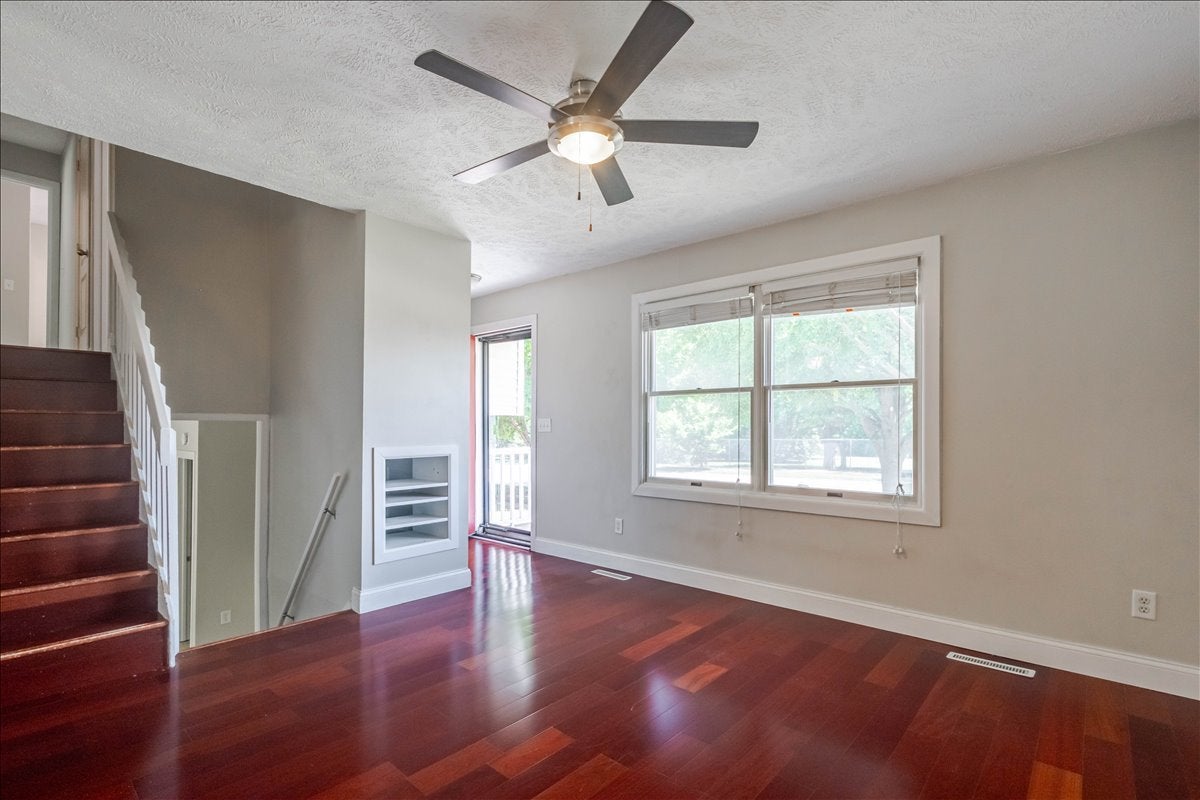 1216 N Hershey Road
