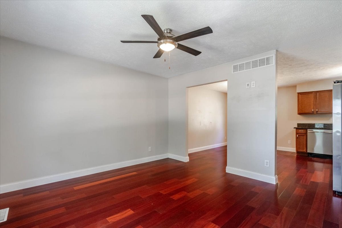 1216 N Hershey Road