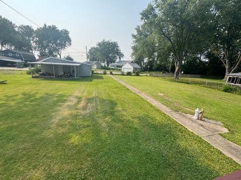 Tiny photo for 39224 N Willow Avenue, Antioch, IL 60002 (MLS # 12507598)