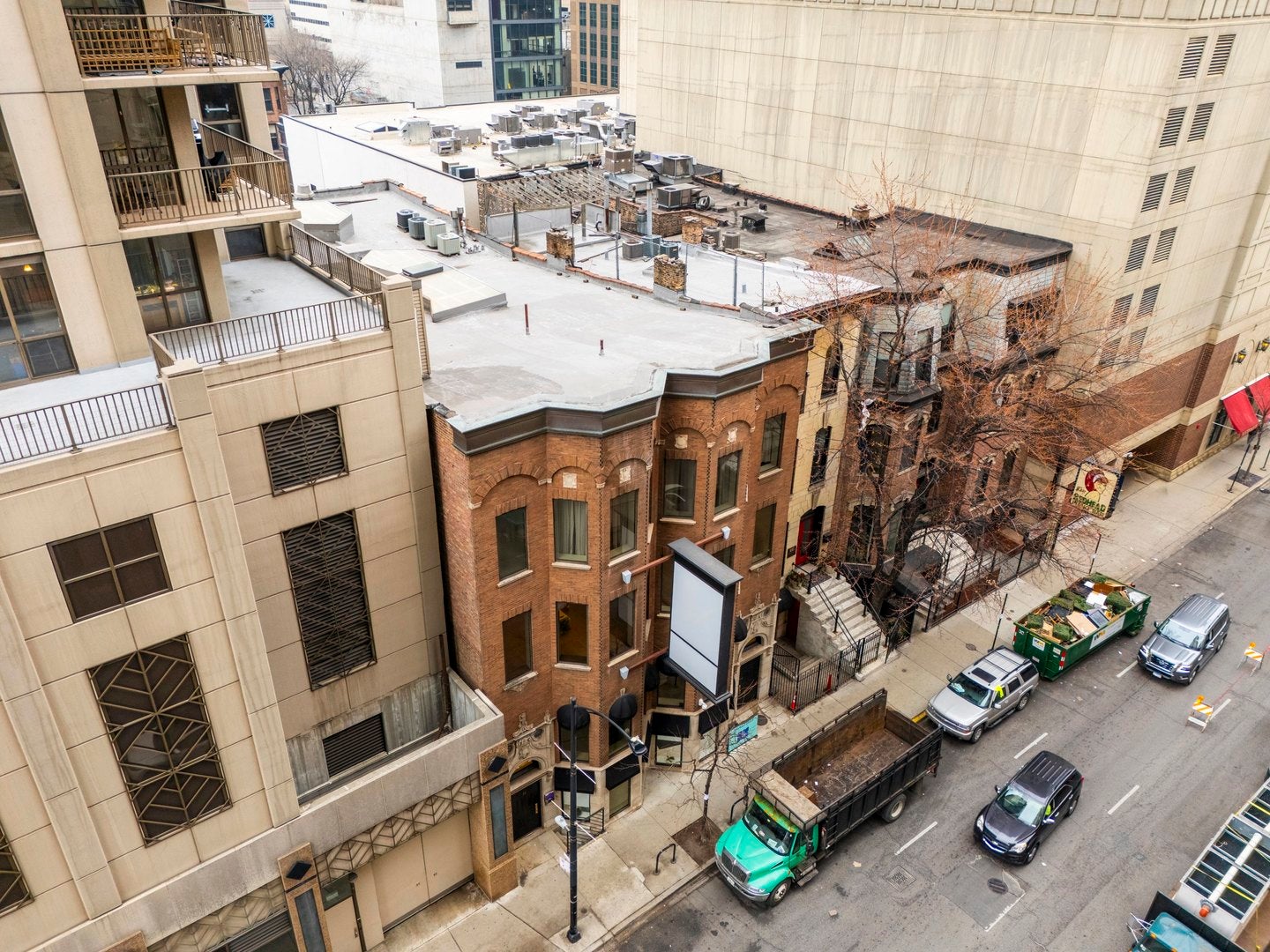 22 W Ontario Street 300-B