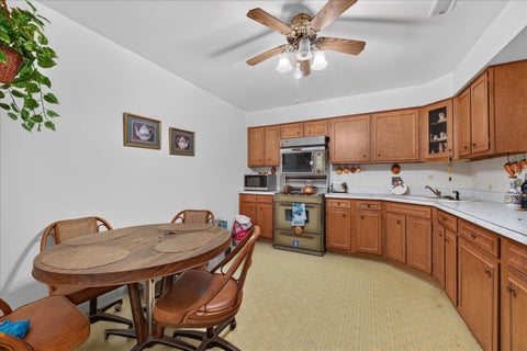 Tiny photo for 7314 Randolph Street #4E, Forest Park, IL 60130 (MLS # 12786899)