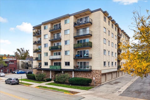 Photo of 7314 Randolph Street #4E, Forest Park, IL 60130 (MLS # 12786899)