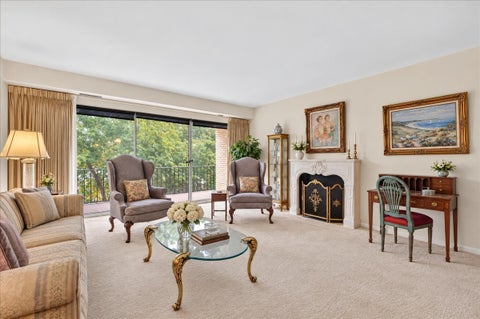 Tiny photo for 7314 Randolph Street #4E, Forest Park, IL 60130 (MLS # 12786899)