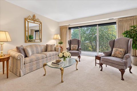 Tiny photo for 7314 Randolph Street #4E, Forest Park, IL 60130 (MLS # 12786899)