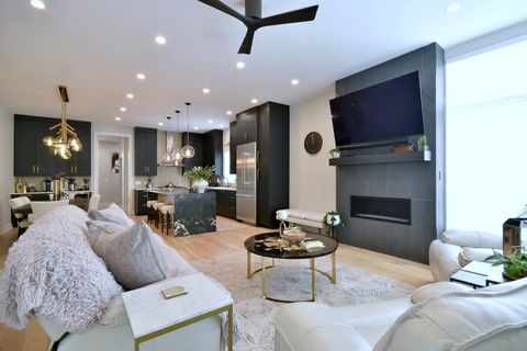 Tiny photo for 262 N Addison Avenue, Elmhurst, IL 60126 (MLS # 12469814)