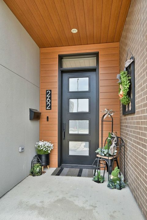 Tiny photo for 262 N Addison Avenue, Elmhurst, IL 60126 (MLS # 12469814)