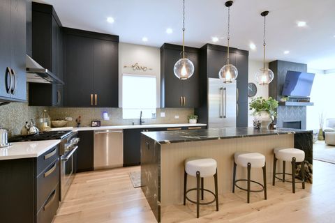 Tiny photo for 262 N Addison Avenue, Elmhurst, IL 60126 (MLS # 12469814)