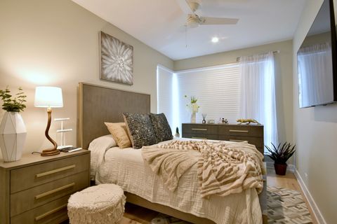 Tiny photo for 262 N Addison Avenue, Elmhurst, IL 60126 (MLS # 12469814)