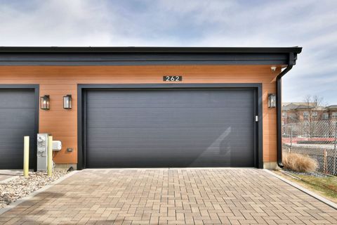 Tiny photo for 262 N Addison Avenue, Elmhurst, IL 60126 (MLS # 12469814)
