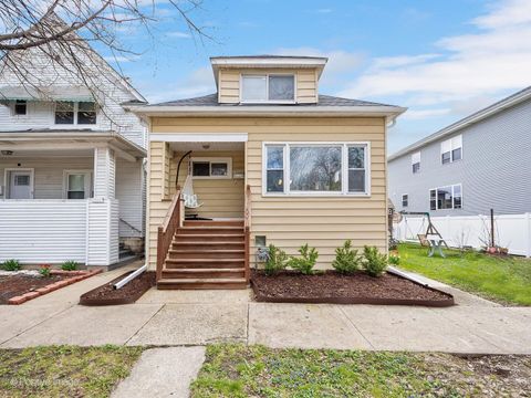 Photo of 1036 LATHROP Avenue, Forest Park, IL 60130 (MLS # 12614227)