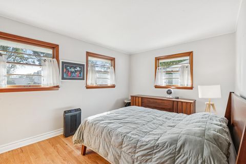 Tiny photo for 418 Flanders Lane, Grayslake, IL 60030 (MLS # 12496408)