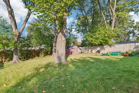 Tiny photo for 418 Flanders Lane, Grayslake, IL 60030 (MLS # 12496408)