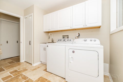 Tiny photo for 140 Janis Court, Wood Dale, IL 60191 (MLS # 12664245)