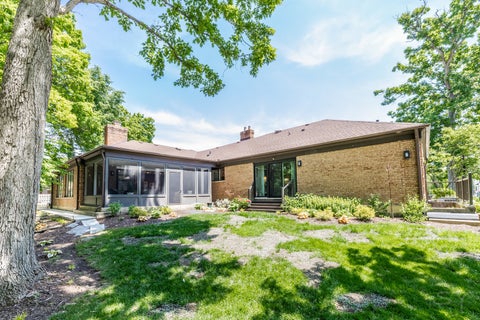 Tiny photo for 140 Janis Court, Wood Dale, IL 60191 (MLS # 12664245)