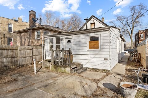 Tiny photo for 1130 N Hamlin Avenue, Chicago, IL 60651 (MLS # 12598981)