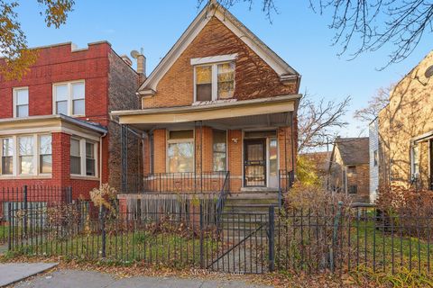 Photo of 7038 S King Drive, Chicago, IL 60637 (MLS # 12504572)