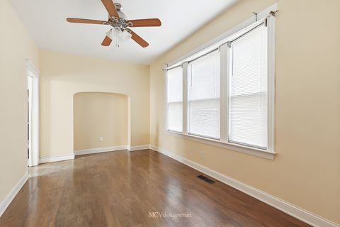 Tiny photo for 7038 S King Drive, Chicago, IL 60637 (MLS # 12504572)