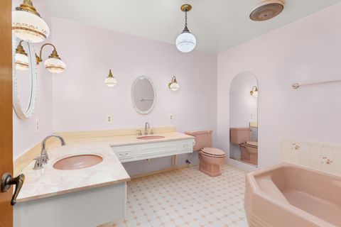 Tiny photo for 20 N Carbon Hill Road, Coal City, IL 60416 (MLS # 12497088)