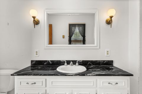 Tiny photo for 20 N Carbon Hill Road, Coal City, IL 60416 (MLS # 12497088)