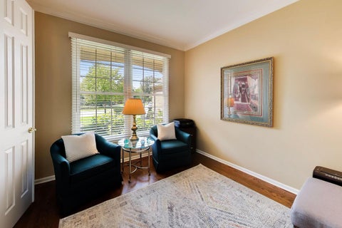 Tiny photo for 2063 Norwich Court #2063, Glenview, IL 60026 (MLS # 12737802)