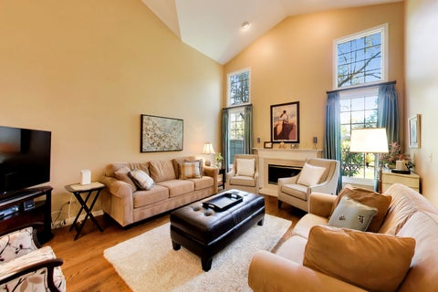 Tiny photo for 2063 Norwich Court #2063, Glenview, IL 60026 (MLS # 12737802)