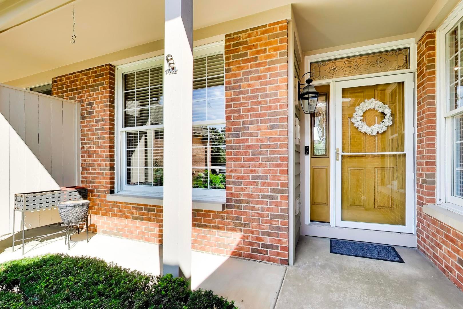 2063 Norwich Court 2063