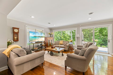 Tiny photo for 1020 E Westleigh Road, Lake Forest, IL 60045 (MLS # 12740856)