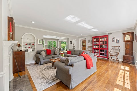 Tiny photo for 1020 E Westleigh Road, Lake Forest, IL 60045 (MLS # 12740856)