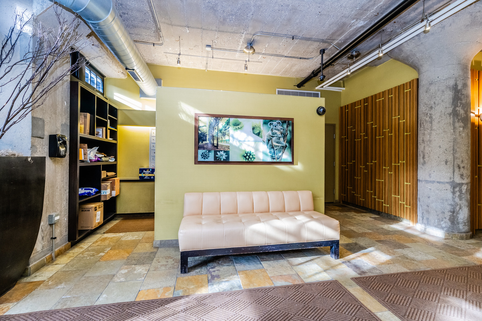 1150 W 15th Street 201