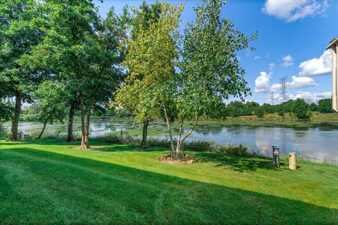 Tiny photo for 77 Saint Croix Court, Aurora, IL 60504 (MLS # 12448509)