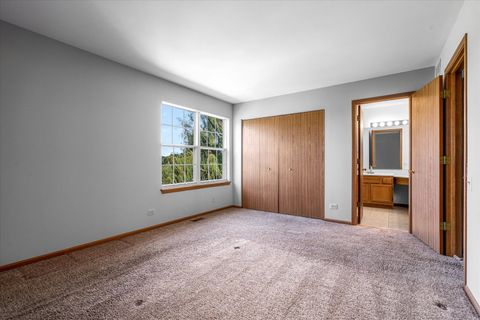Tiny photo for 77 Saint Croix Court, Aurora, IL 60504 (MLS # 12448509)