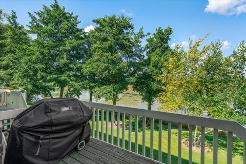 Tiny photo for 77 Saint Croix Court, Aurora, IL 60504 (MLS # 12448509)