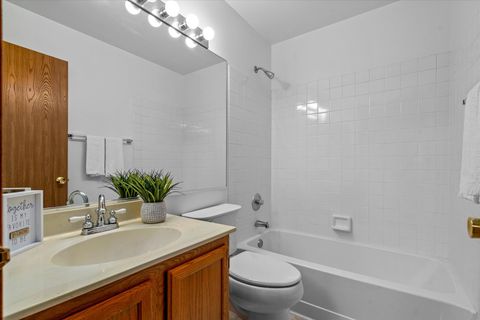 Tiny photo for 77 Saint Croix Court, Aurora, IL 60504 (MLS # 12448509)