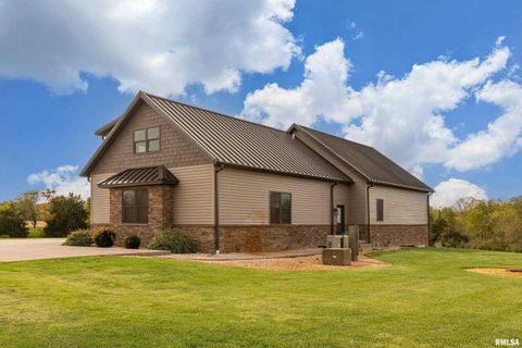 Tiny photo for 1651 Sneed Road, Carbondale, IL 62902 (MLS # EB460352)