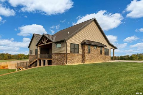 Tiny photo for 1651 Sneed Road, Carbondale, IL 62902 (MLS # EB460352)