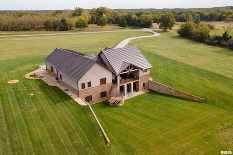 Tiny photo for 1651 Sneed Road, Carbondale, IL 62902 (MLS # EB460352)