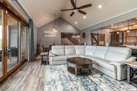 Tiny photo for 1651 Sneed Road, Carbondale, IL 62902 (MLS # EB460352)