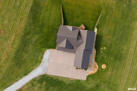 Tiny photo for 1651 Sneed Road, Carbondale, IL 62902 (MLS # EB460352)