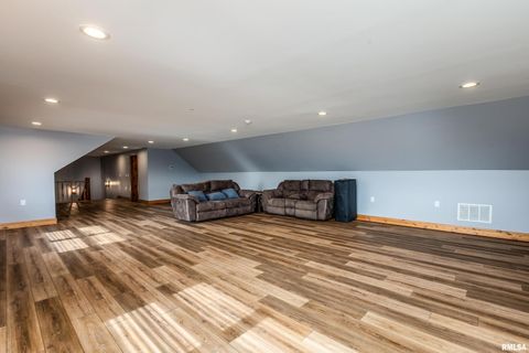 Tiny photo for 1651 Sneed Road, Carbondale, IL 62902 (MLS # EB460352)