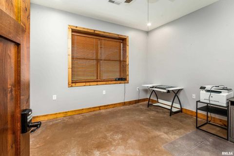 Tiny photo for 1651 Sneed Road, Carbondale, IL 62902 (MLS # EB460352)